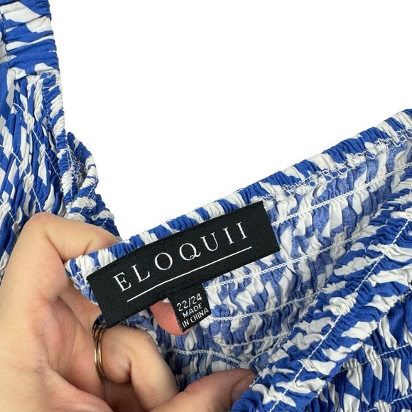 ELOQUII Smocked Crop Top Plus Size 22/24 Long Sleeve 3X Blue & White 100% Rayon - Picture 3 of 10